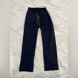 EUC like new figs livingston scrub pants sz XXS color quiet navy
